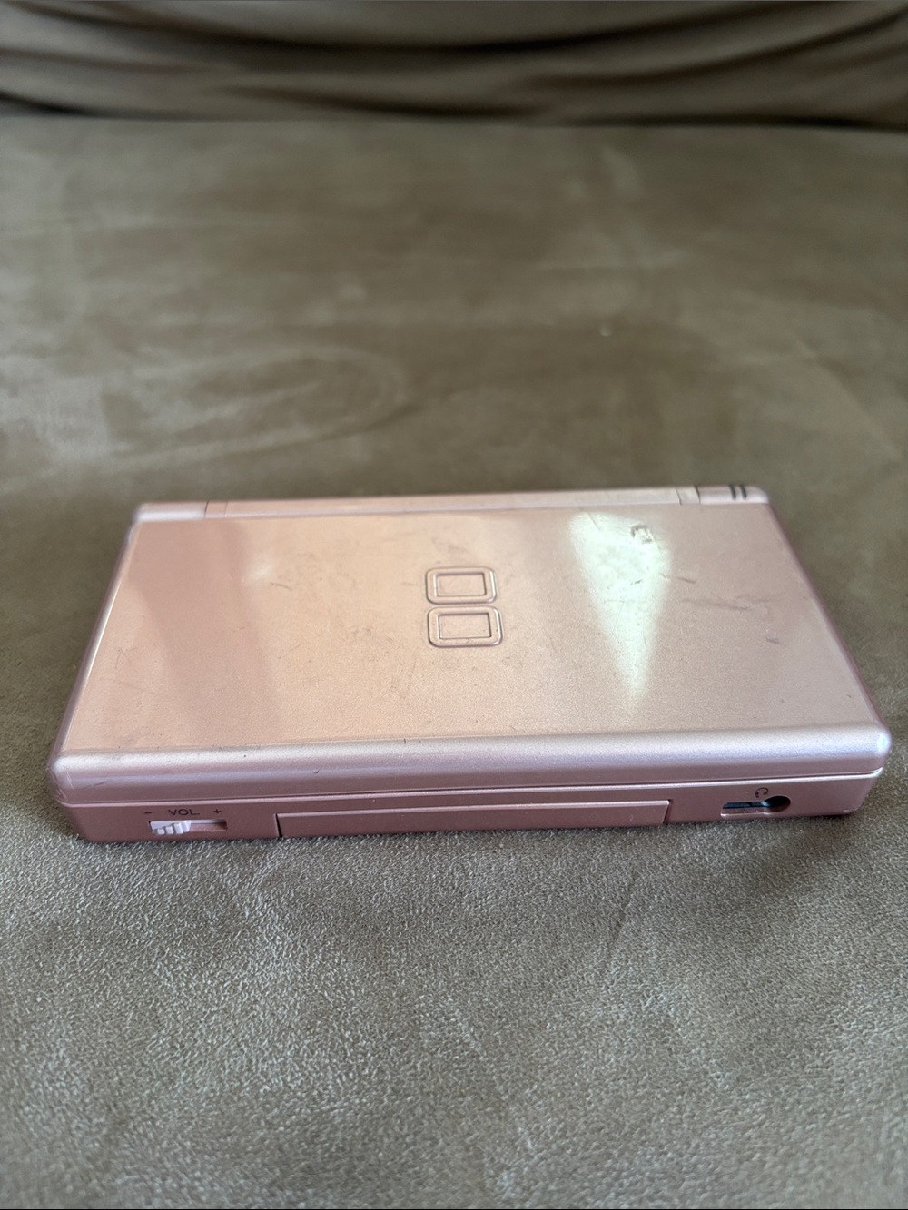 Nintendo DS Lite Pink Metallic Clamshell Handheld
